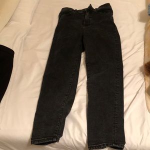 Stradivarius Mom Jean Black